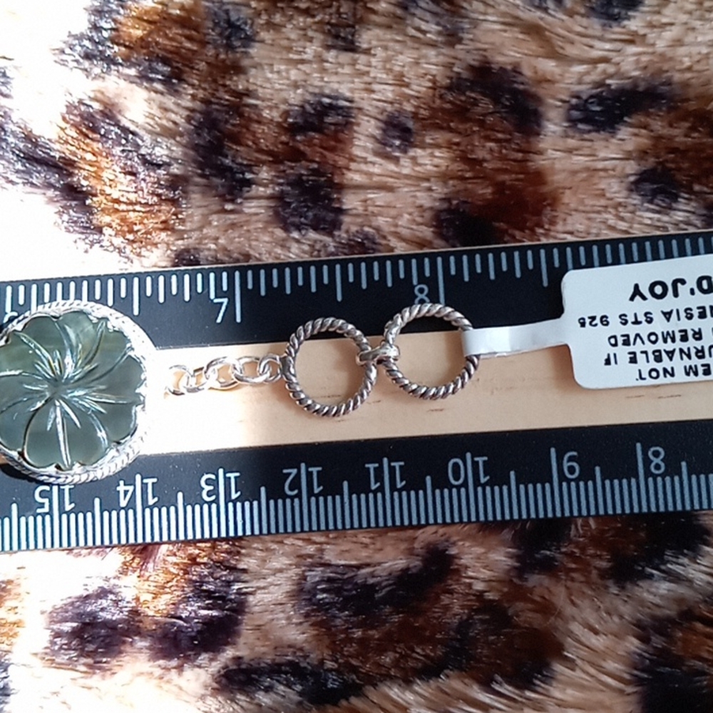 BALI LEGACY PEACOCK MOTHER OF PEARL FLOWER BRACELET - Picture 7 of 9